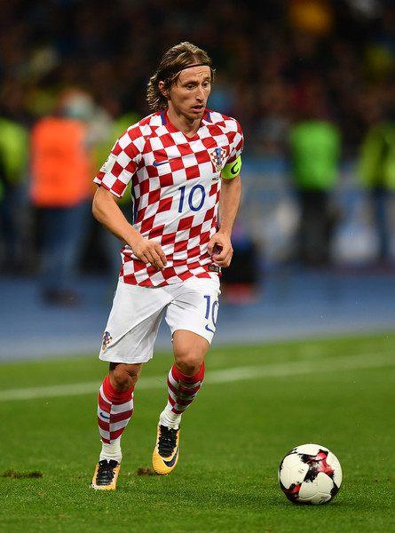 棋牌游戏平台社交属性增强